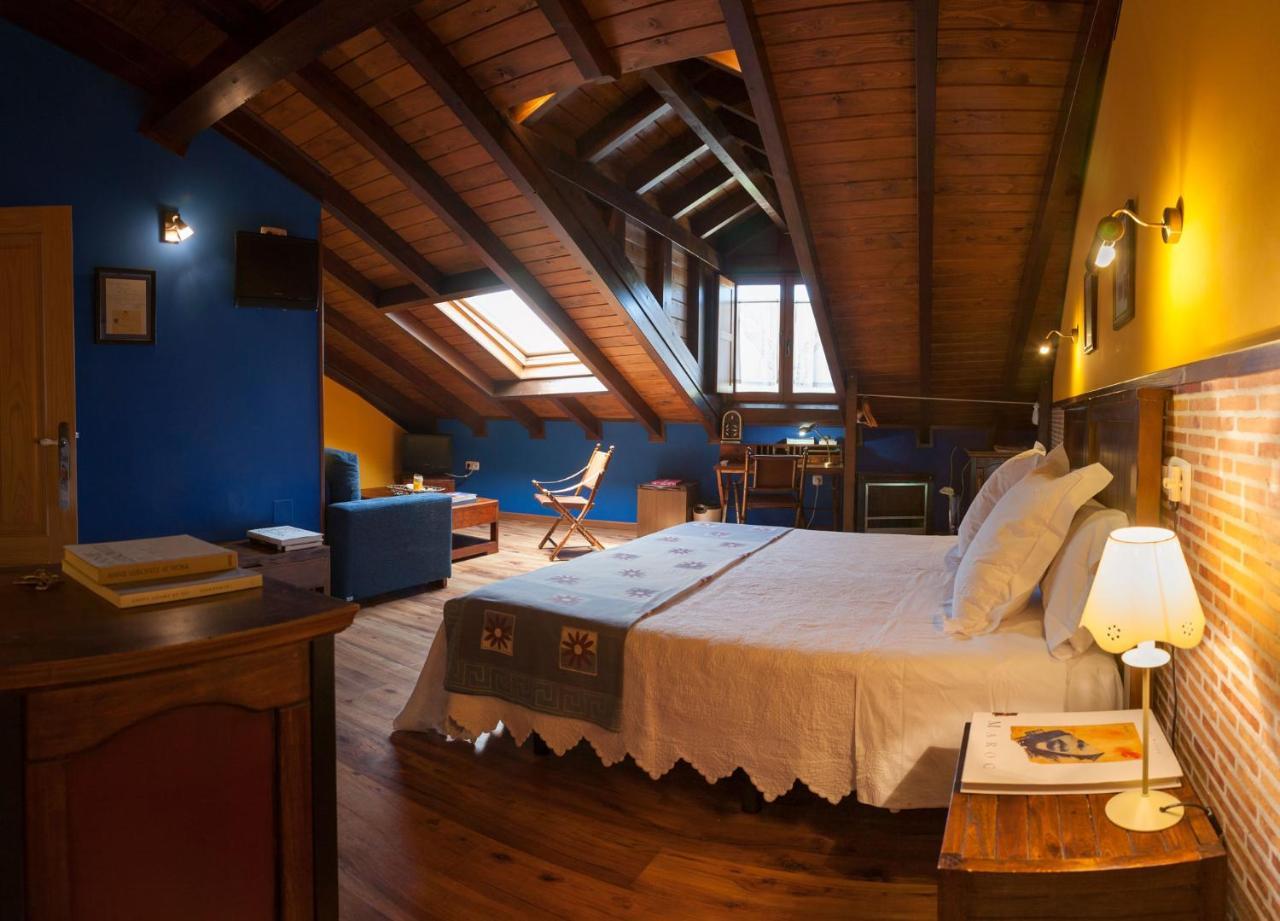 Micro-Hostal La Puerta Del Perdon Villafranca Del Bierzo Dış mekan fotoğraf