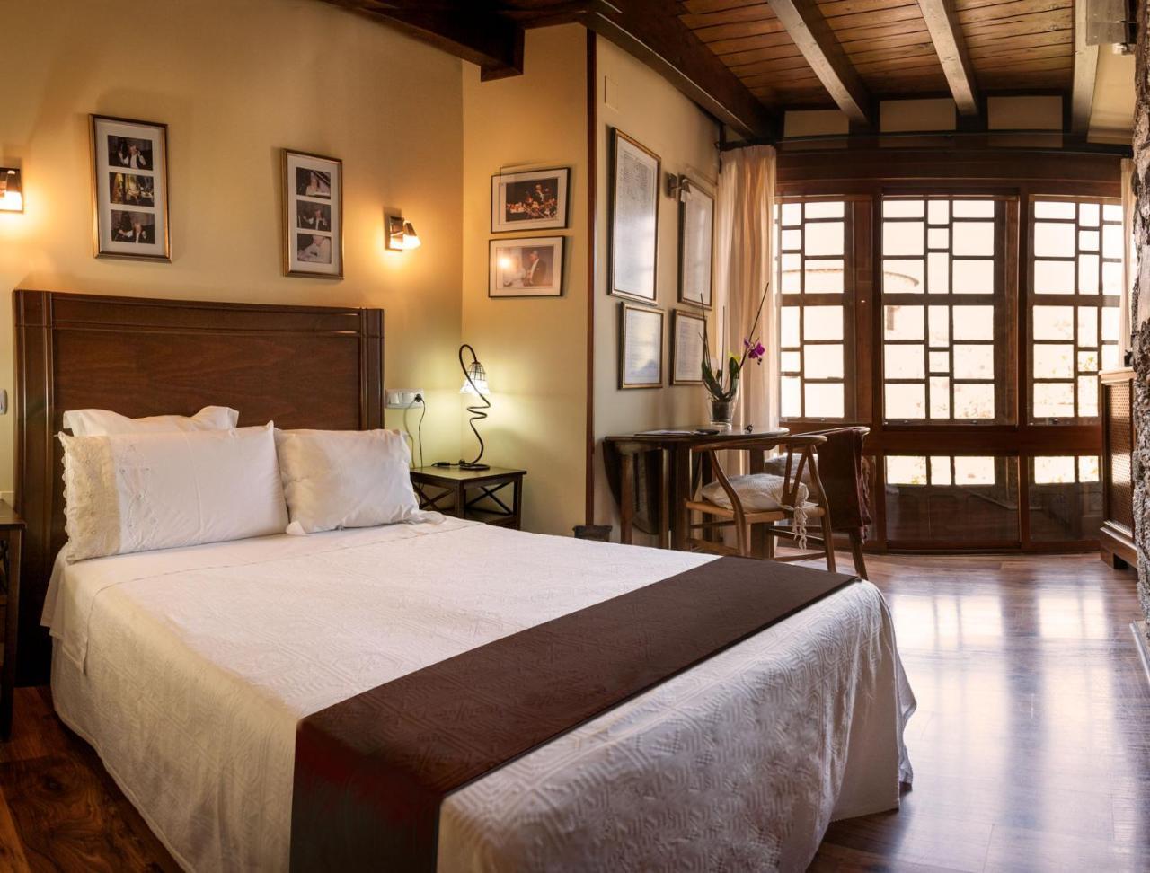 Micro-Hostal La Puerta Del Perdon Villafranca Del Bierzo Dış mekan fotoğraf