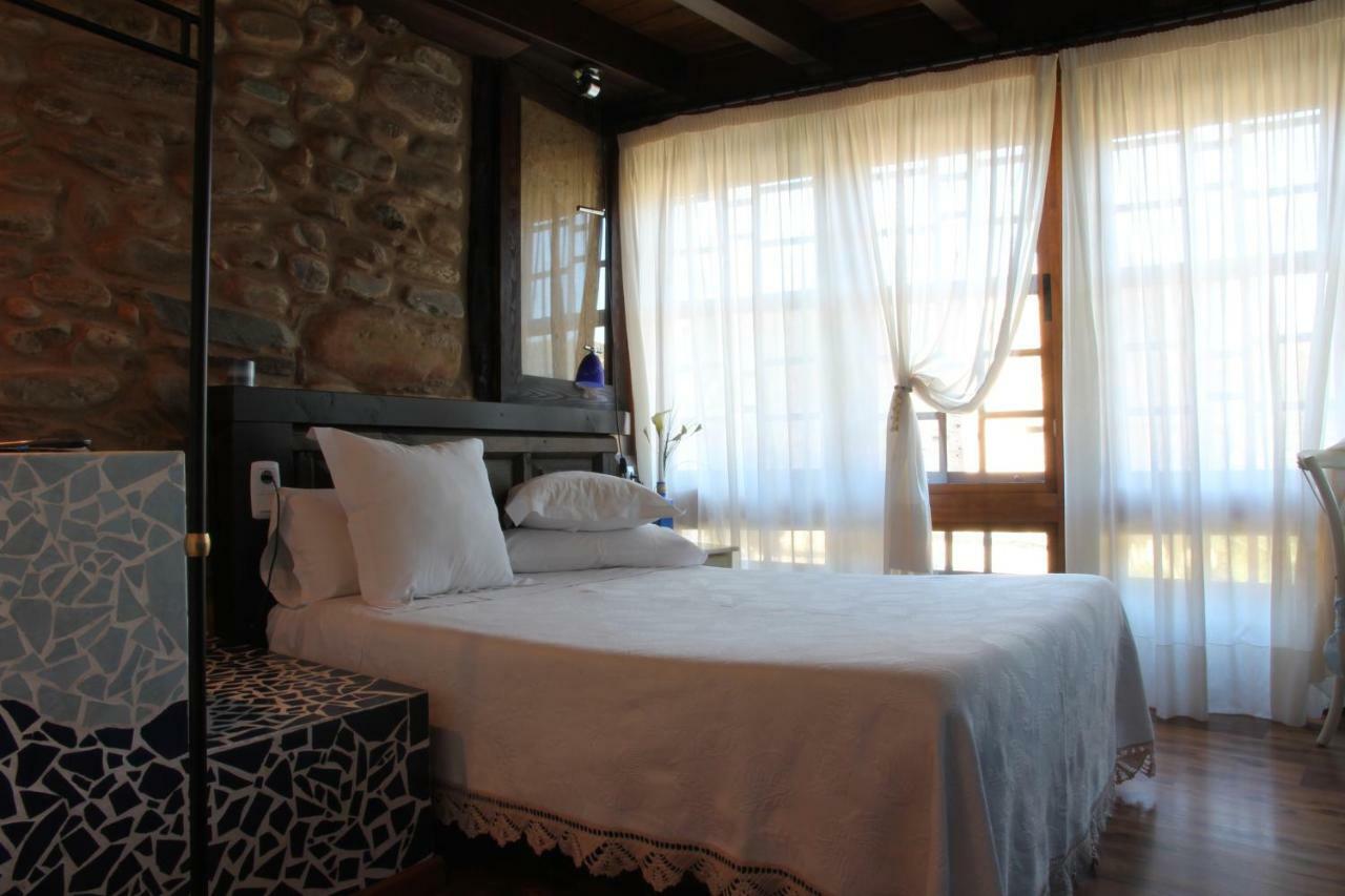Micro-Hostal La Puerta Del Perdon Villafranca Del Bierzo Dış mekan fotoğraf