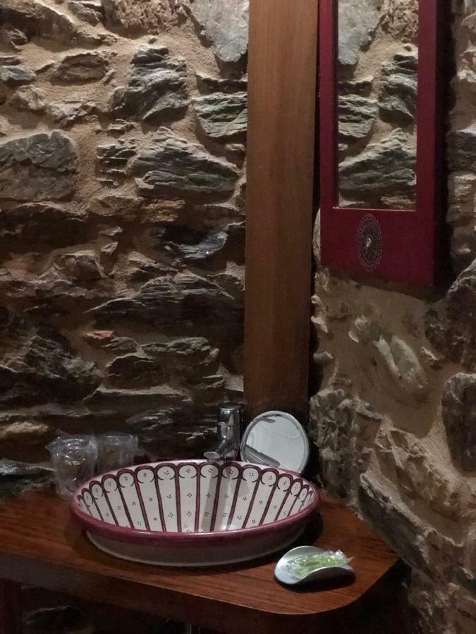 Micro-Hostal La Puerta Del Perdon Villafranca Del Bierzo Dış mekan fotoğraf